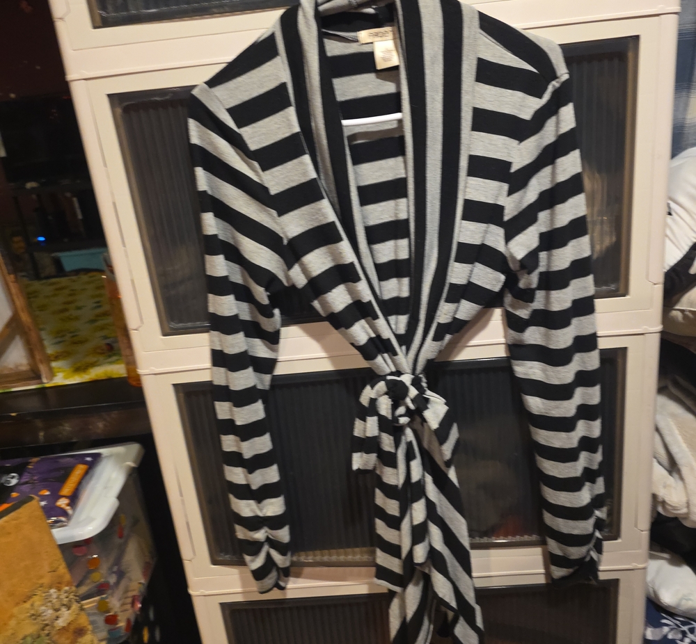 Arden B Black & Light Gray Striped Wrap Cardigan